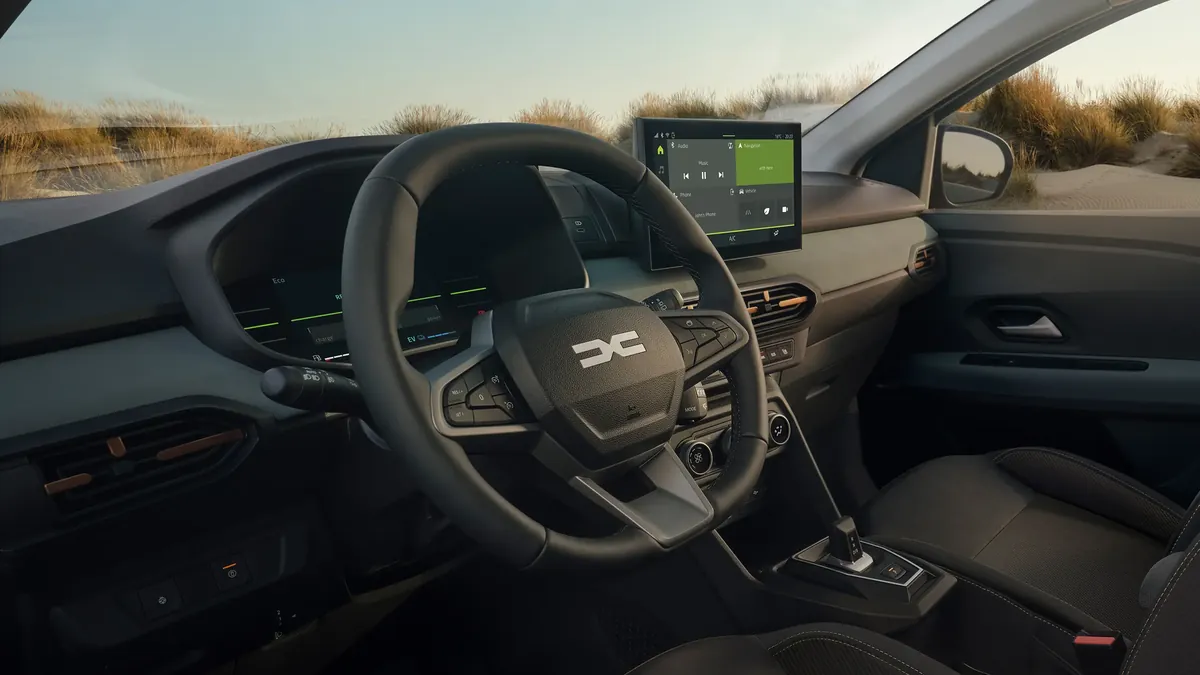Armaturenbrett des Dacia Jogger 2026 mit Media Display