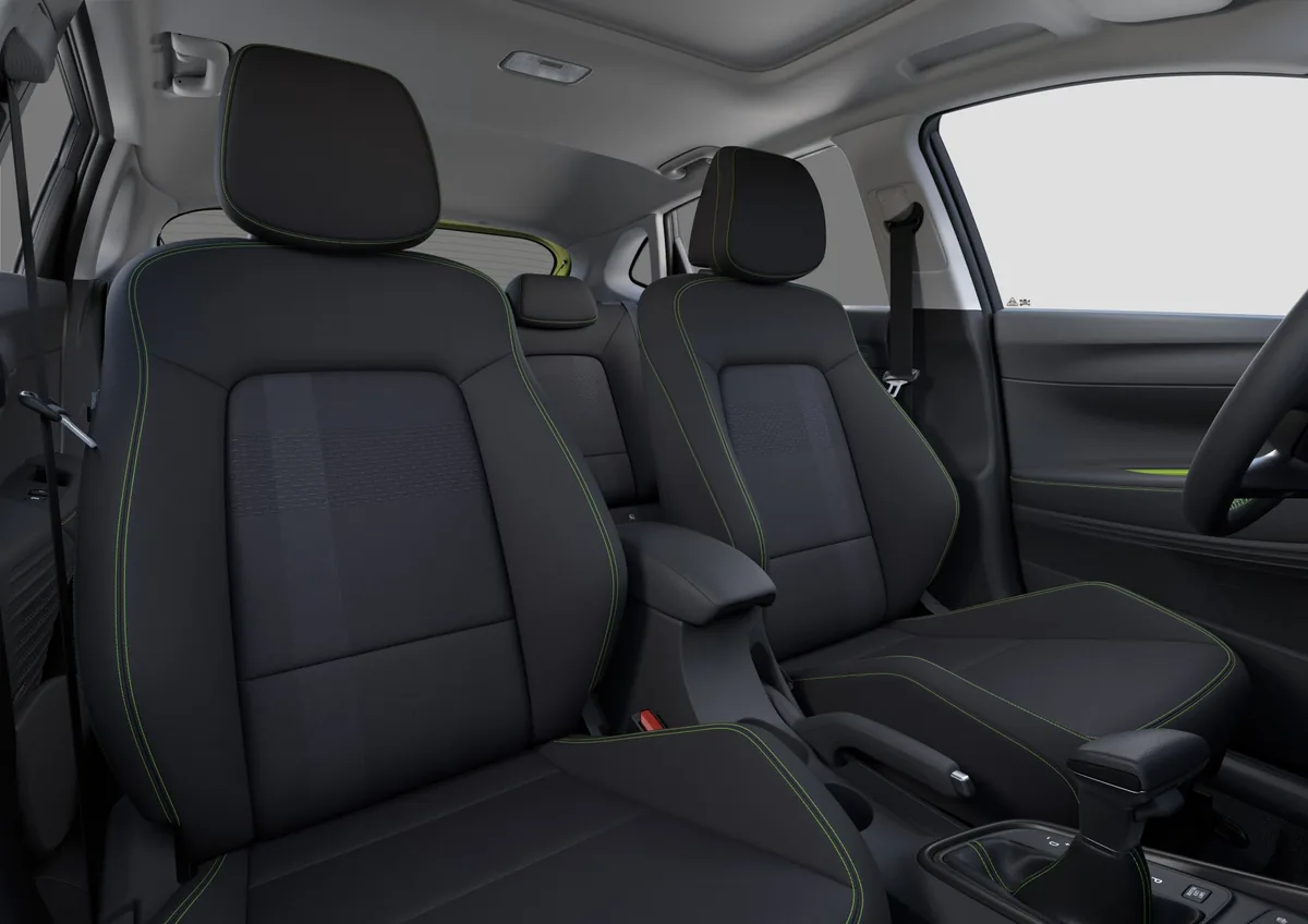 Innenraum der Hyundai i20 aus der Rückansicht