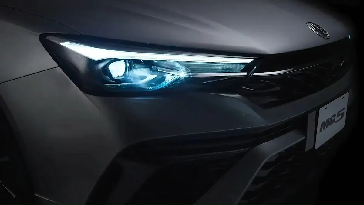 مصباح LED في MG5 2026