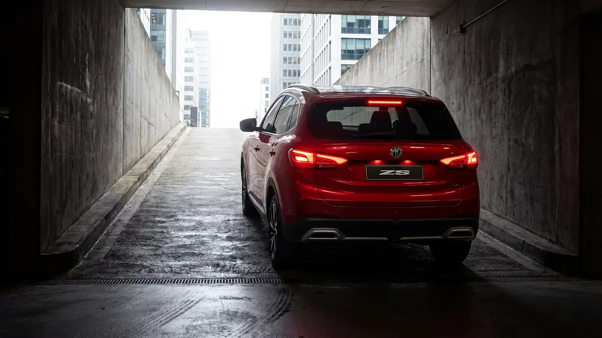 MG ZS 2026 Rückansicht, LED-Leuchten