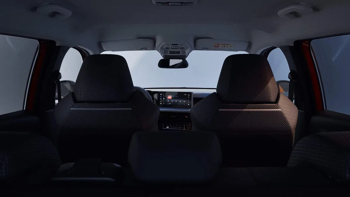 Intelli-Seat-Sitze des Opel Frontera von hinten gesehen
