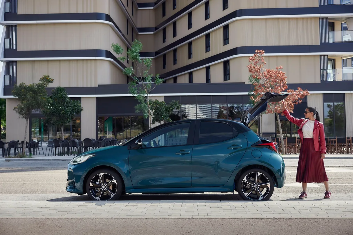 Loading the boot of the Toyota Yaris Hybrid