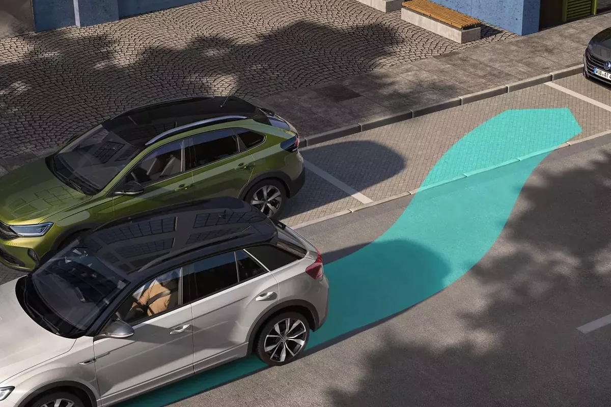Park Assist des Volkswagen T-Roc: halbautomatisches Parken